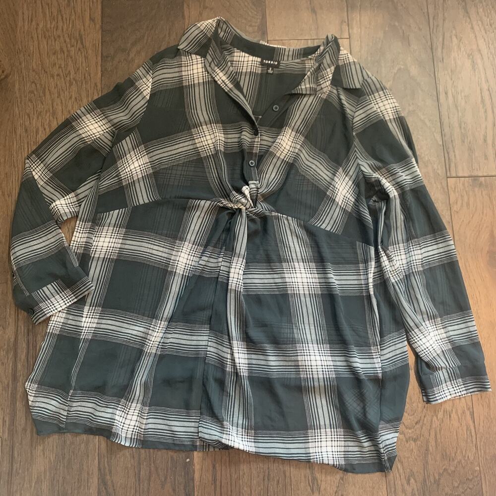 Torrid Green White Plaid Check Semi Sheer Blouse Shirt Twist Knot Front 2 2X